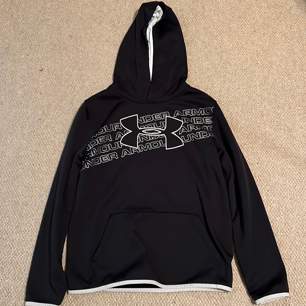 Boys XL under armour sweatshirt